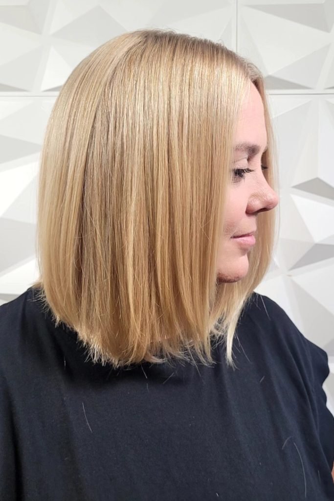 1. Angled Ends: A Bold and Edgy Bob Hairstyle