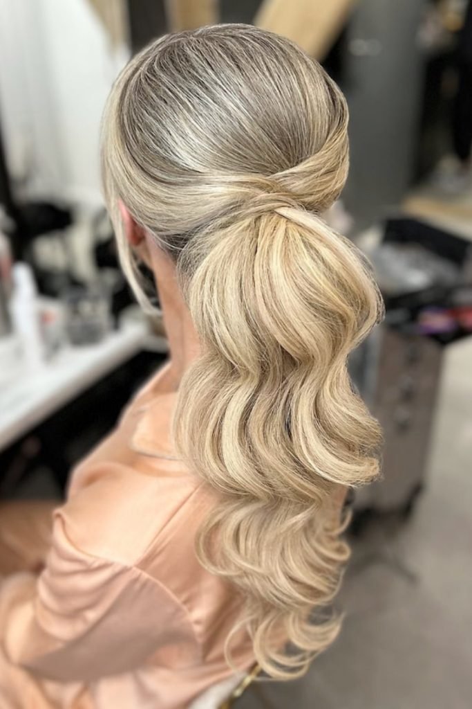 Classic Glam Ponytail