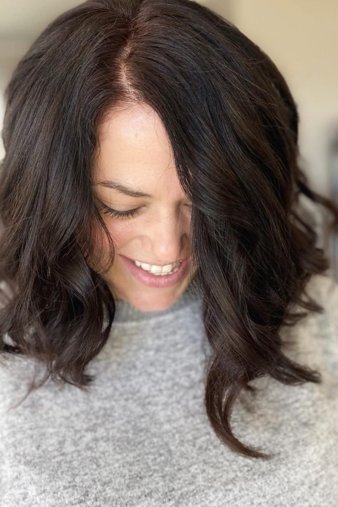 1. Textured Lob Hairstyle