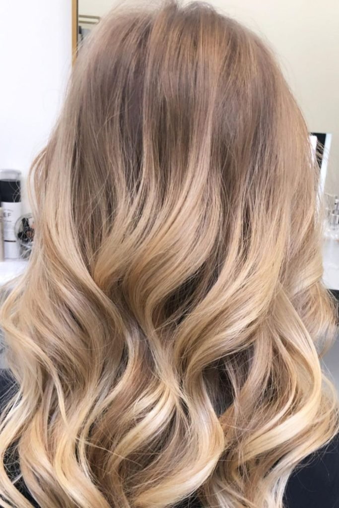 18. Blended Balayage Glow