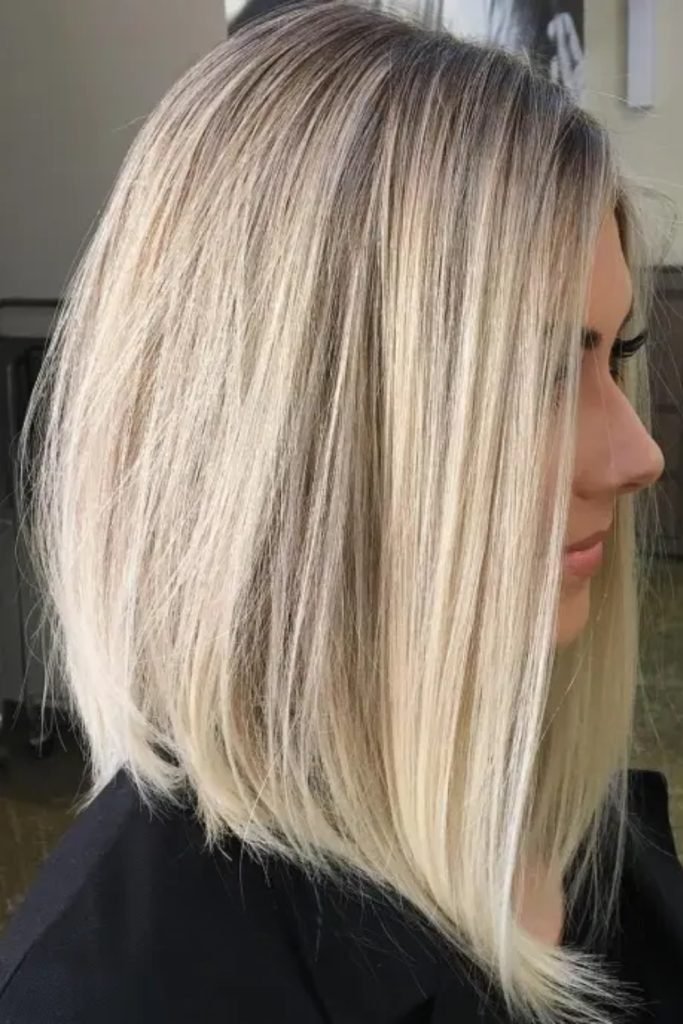 White choppy lob for thin hair