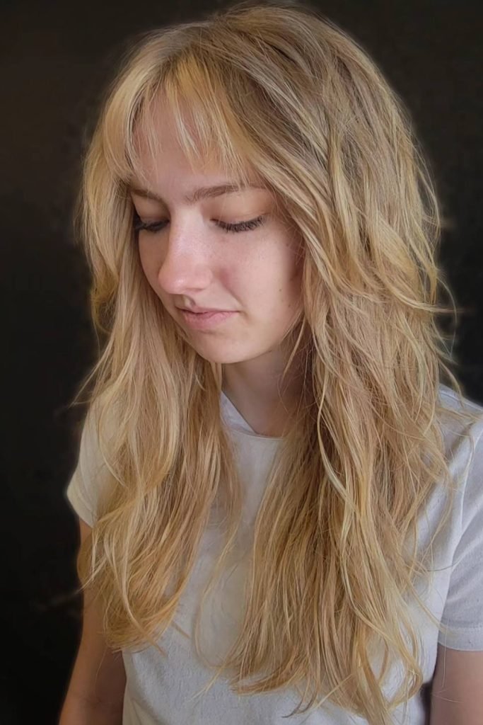 Shaggy Waves Hairstyle