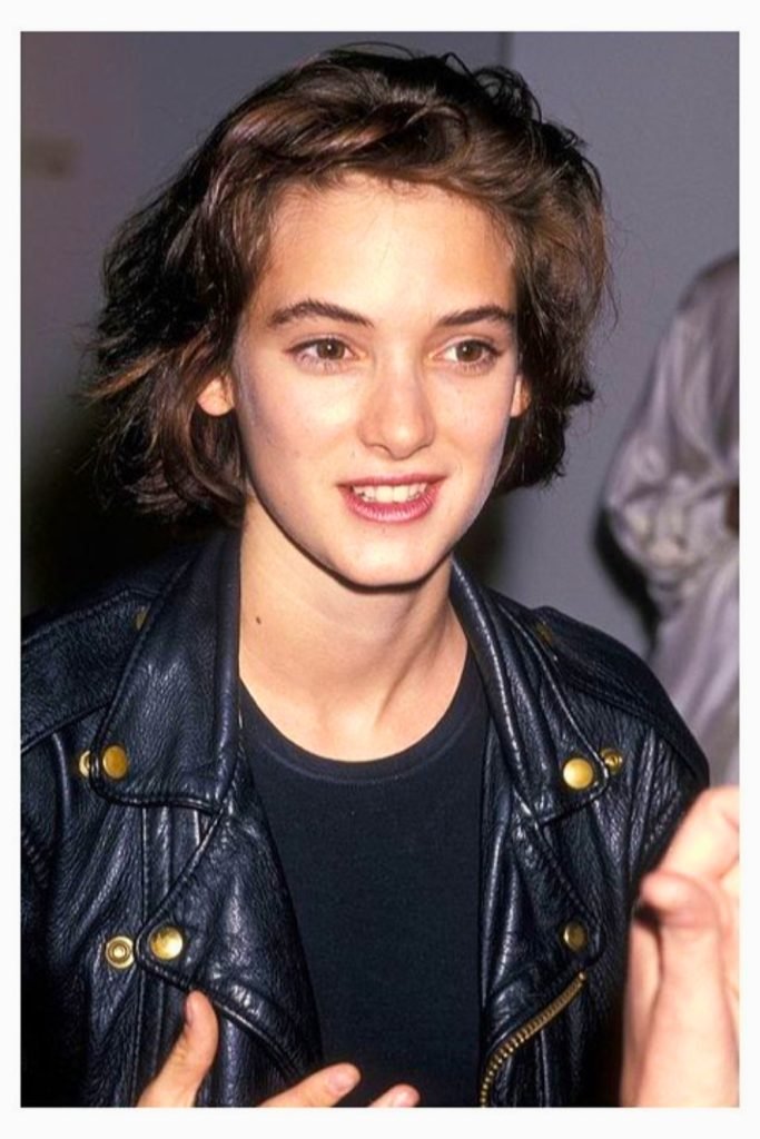 Effortless Tousled Shag Hairstyle with Volume