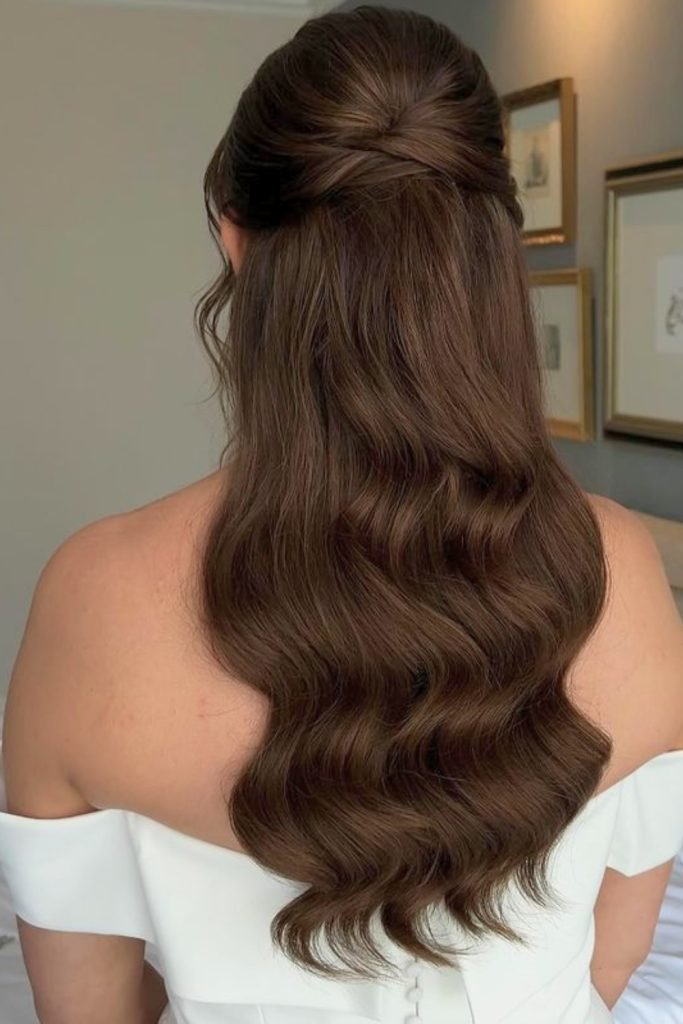 Classic Hollywood Waves with a Twist Hairstyle