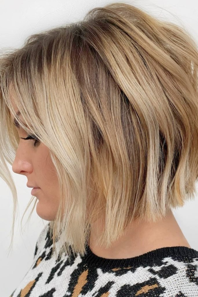 Effortless Chic Blonde Bob Hairstyle