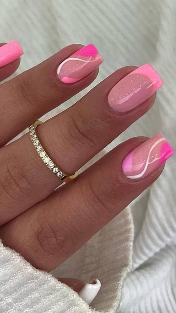 25. Short Pink French