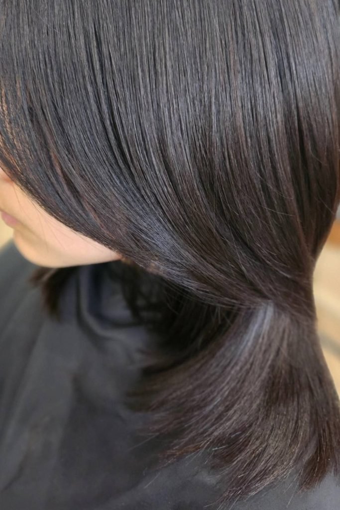 Medium to Long Haircut with Disconnected Layers
