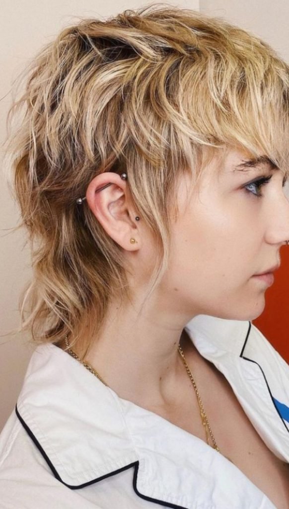 Short Mullet Hairstyle