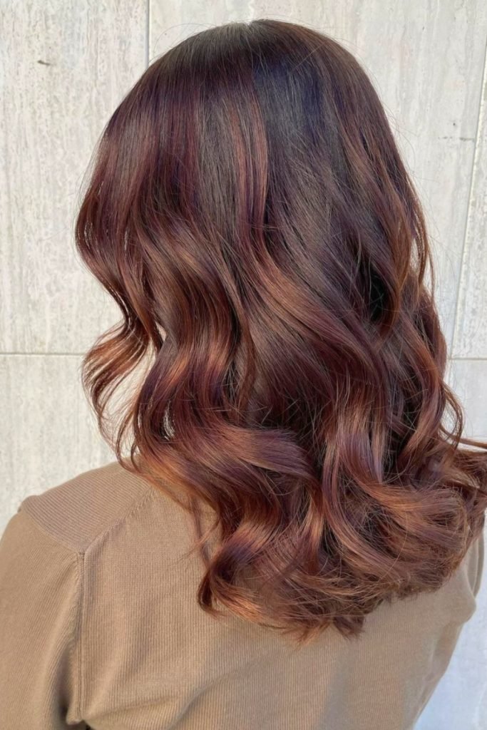 Warm Cinnamon Waves for Brown Hair