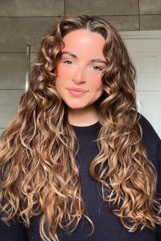 Soft Curls with Face-Framing Layers