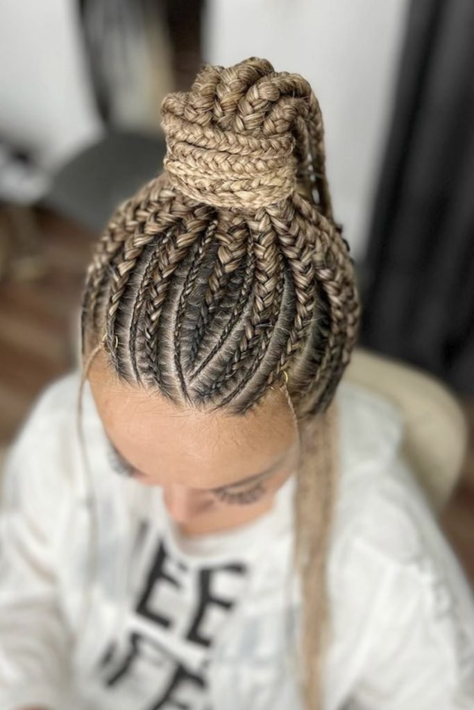 Regal Crown Twist