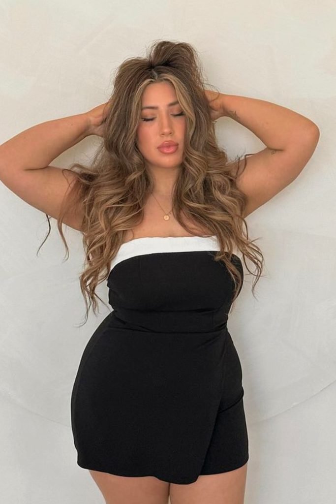 Voluminous Brown Waves Hairstyle