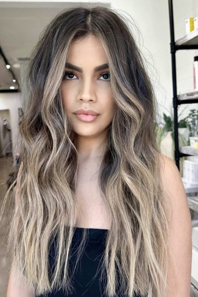 35. Sun-Kissed Bronde Waves