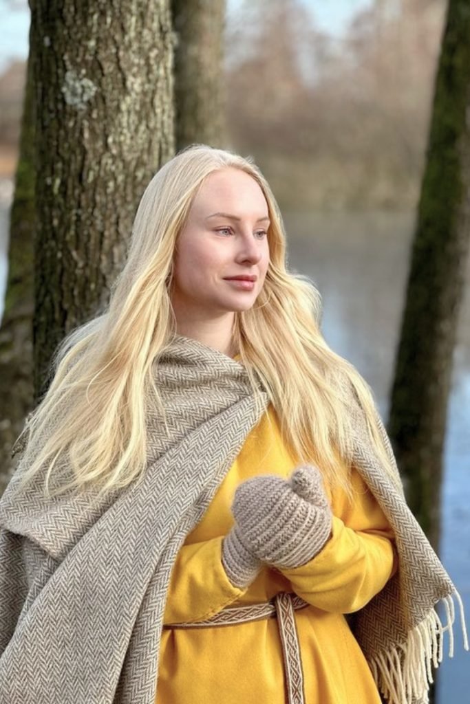 Riverside Serenity Hairstyle