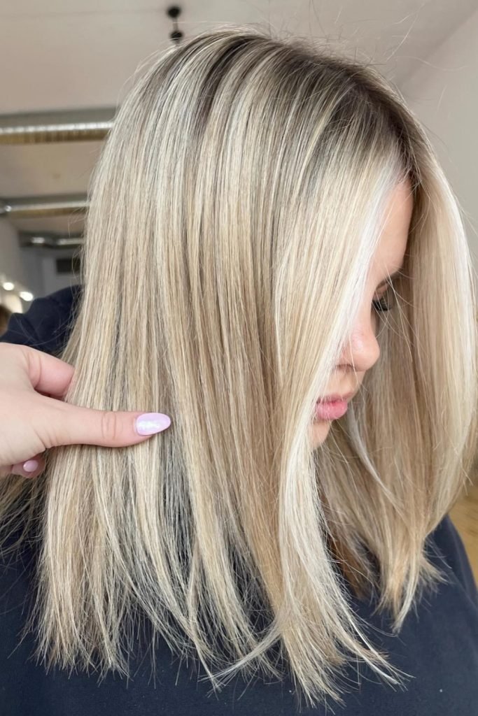 Sleek Midi Bob Image