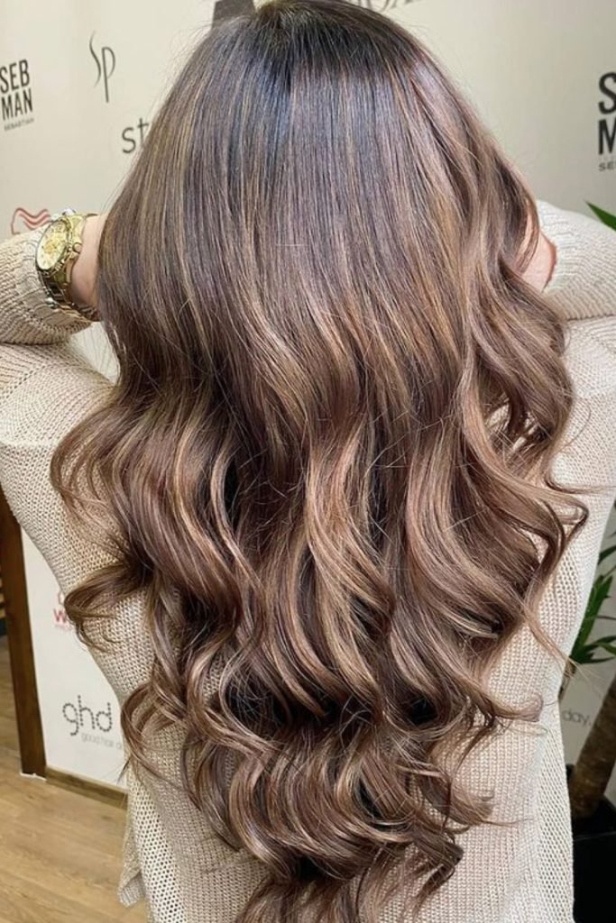 Soft Hazelnut Swirl Hairstyle