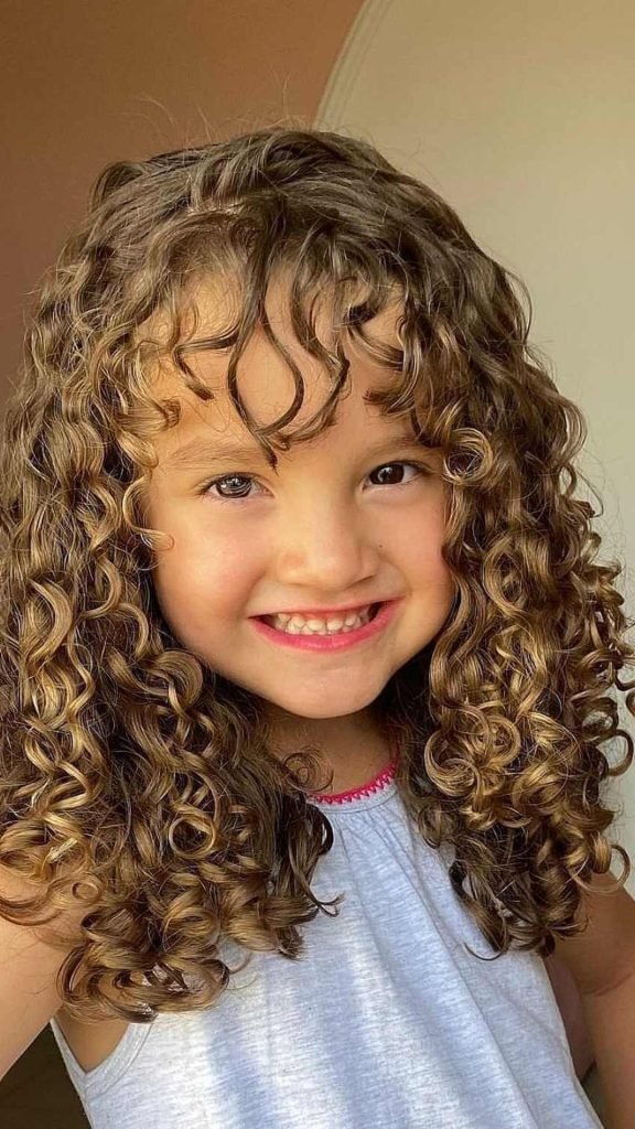 Voluminous Dry Curly Cut