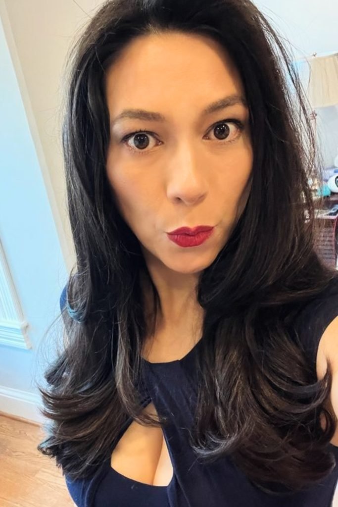 Lustrous Cascade Waves Hairstyle