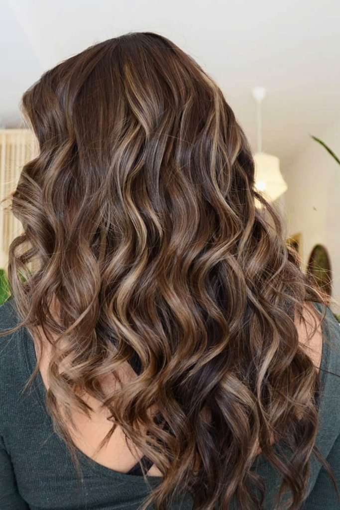 Luxurious Chocolate Waves Hairstyle
