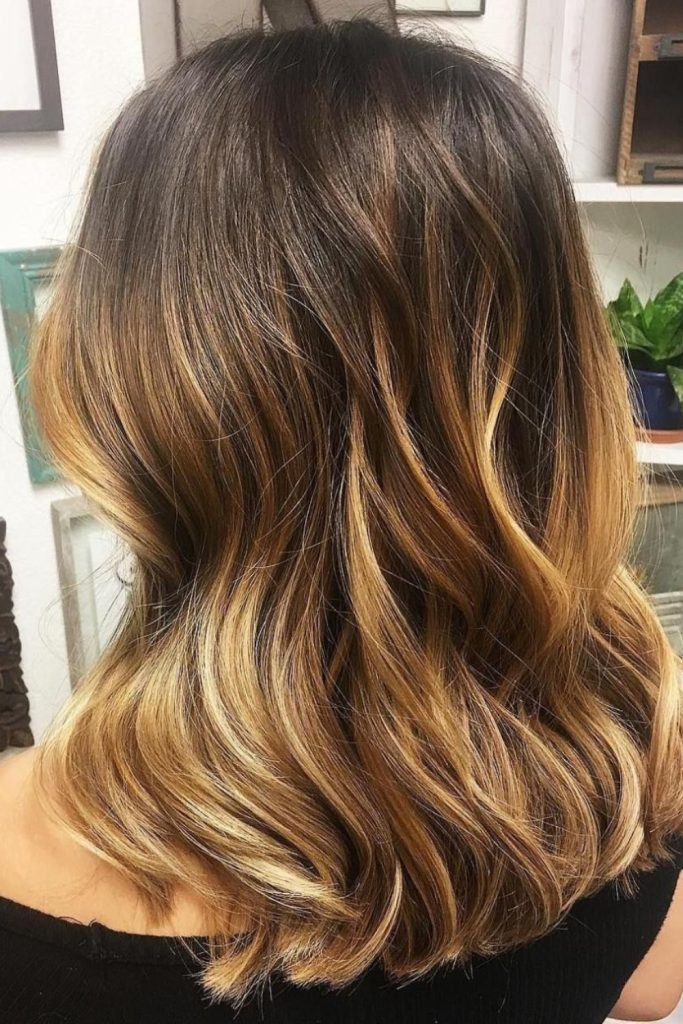8. Nutmeg Brown with Golden Honey Highlights
